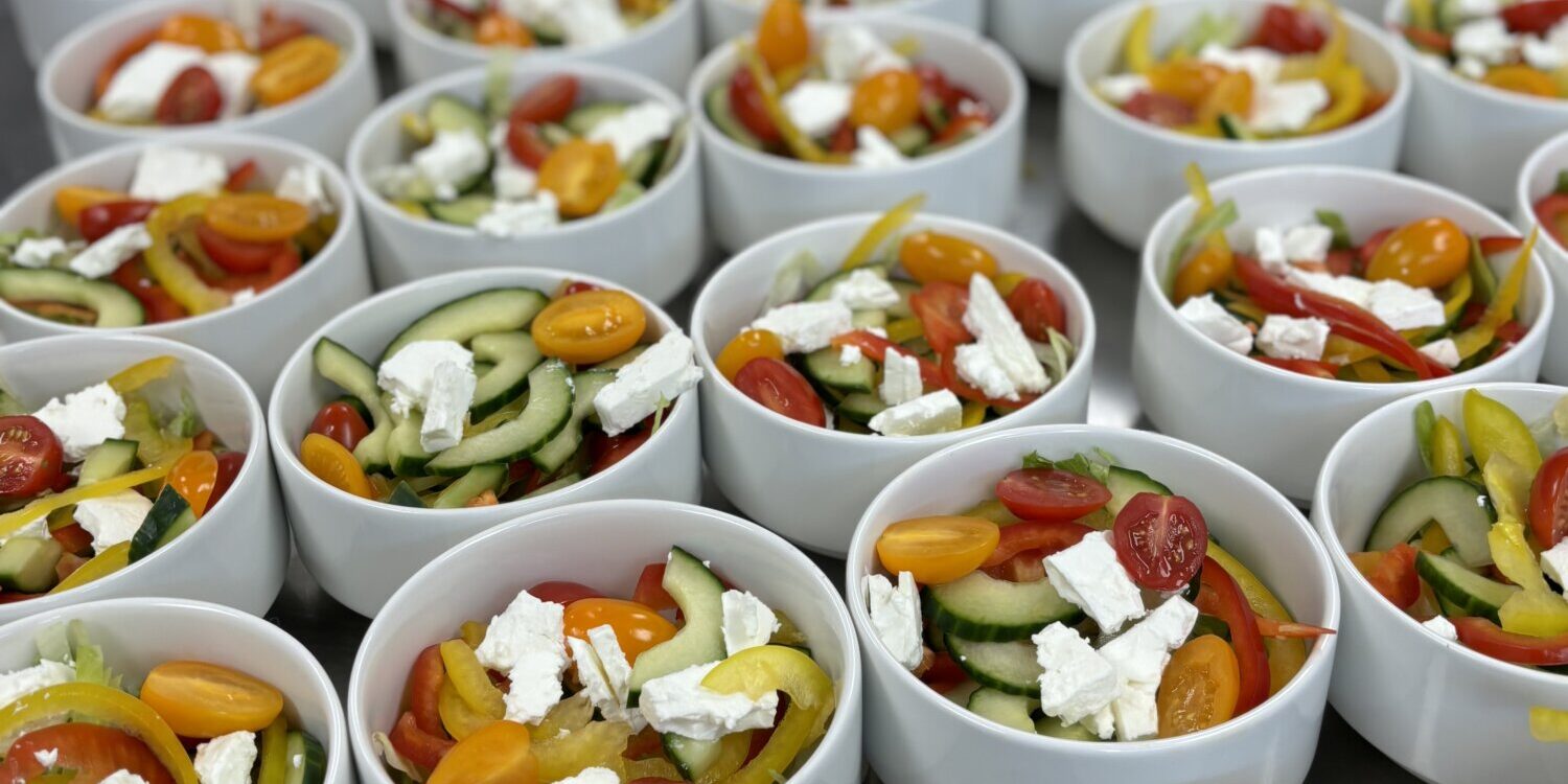 2025 TRAITEUR SITIA64 1500X750 | Traiteur Sitia Comment créer des bols méditerranéens équilibrés pour un déjeuner ? Wintzenheim